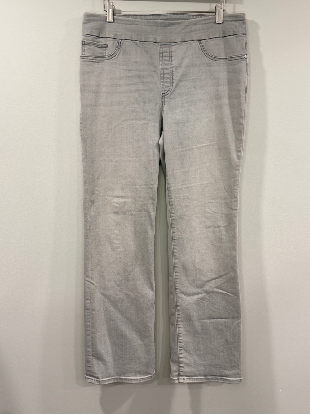 Chico's Womens Pull On Light Gray Slim Boot Leg Jeans Size 10